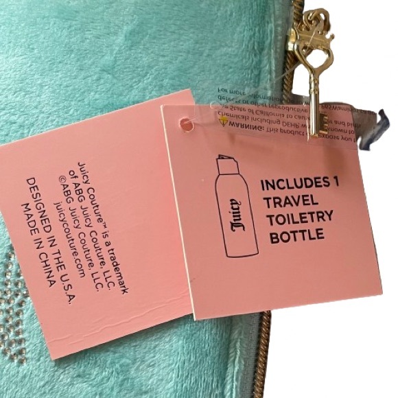 NEW Juicy Couture Light Blue Velour Cosmetic Makeup Travel Bag & Bottle - Picture 13 of 14